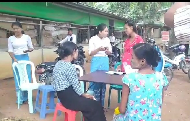 “Covid 19ကာလမှာ ကိုယ်ဝန်ဆောင်မိခင်တွေကို ထောက်ပံ့ကြေးပေးဖို့စီစဥ်နေ” “Covid 19ကာလမှာ ကိုယ်ဝန်ဆောင်မိခင်တွေကို ထောက်ပံ့ကြေးပေးဖို့စီစဥ်နေ”